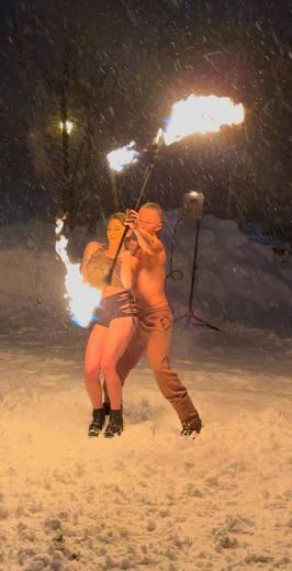 Duo in falling snow